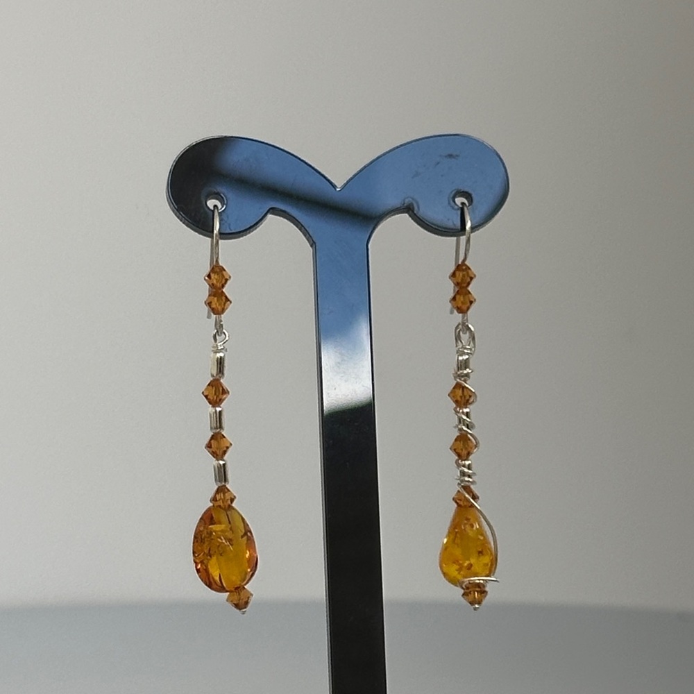 Elegant 925 Sterling Amber Teardrop Earrings with Crystal Accents āØ